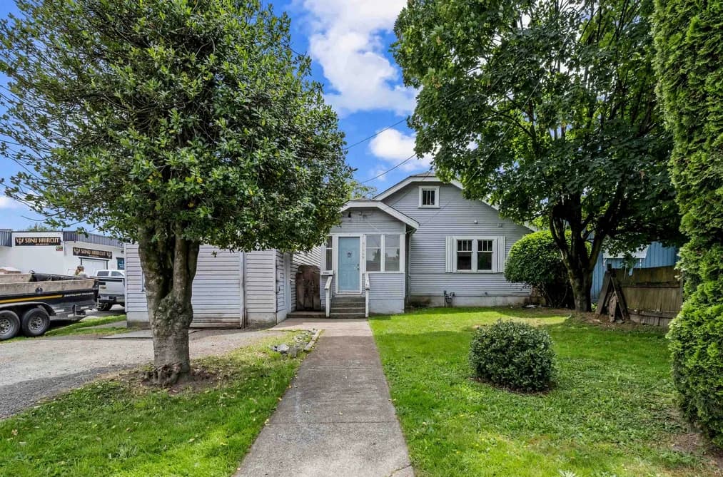 45948 CHESTERFIELD AVENUE, Chilliwack, BC — Residential for Sale - Main Photo