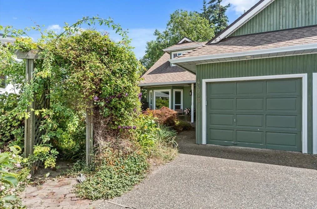46003 IVY AVENUE, Chilliwack, BC — Residential for Sale - Photo 2