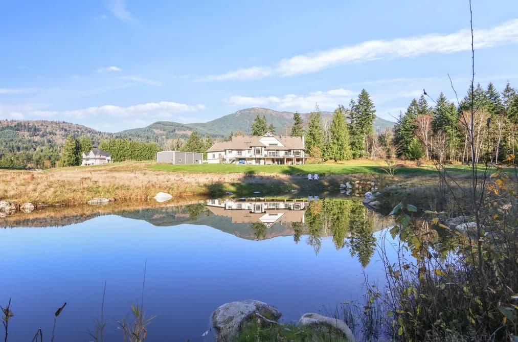 4601 BENCH ROAD, Chilliwack, BC — Residential for Sale - Photo 2
