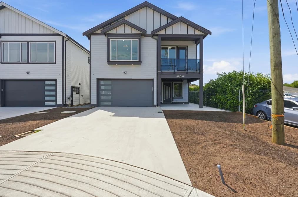 46046 SOUTHLANDS CRESCENT, Chilliwack, BC — Residential for Sale - Main Photo