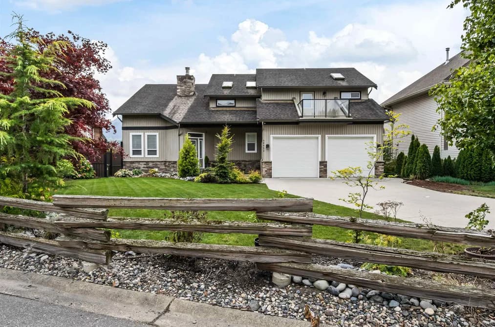 46052 BRIDLE RIDGE CRESCENT, Chilliwack, BC — Residential for Sale - Main Photo