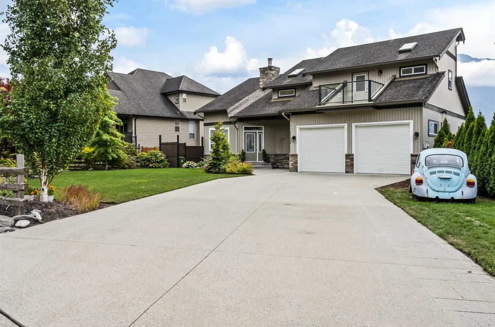 46052 BRIDLE RIDGE CRESCENT, Chilliwack, BC — Residential for Sale - Photo 2