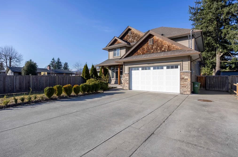 46075 STEVENSON ROAD, Chilliwack, BC — Residential for Sale - Main Photo