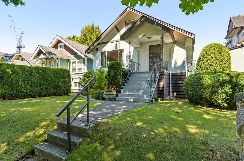 461 W 18TH AVENUE, Vancouver, BC — Residential for Sale - Main Photo