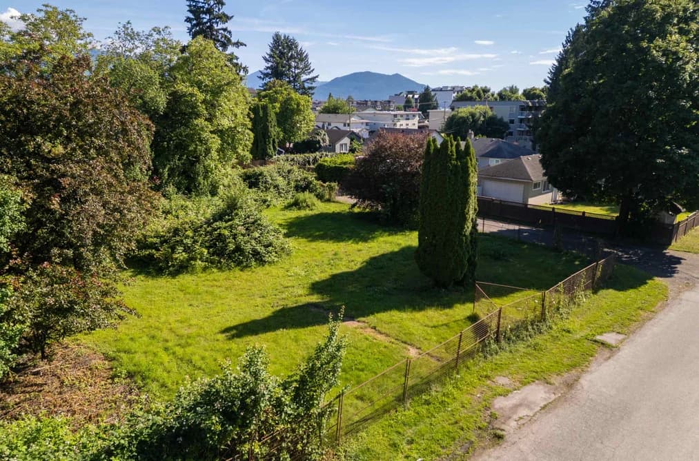 46130 CLEVELAND AVENUE, Chilliwack, BC — Land for Sale - Photo 2