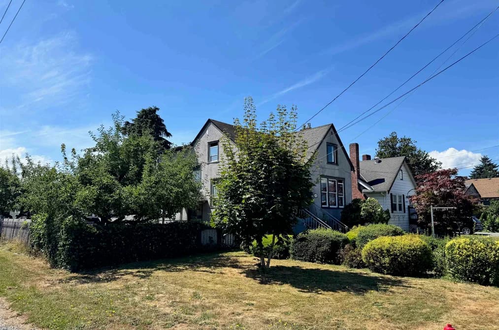 46198 FIRST AVENUE, Chilliwack, BC — Residential for Sale - Photo 2