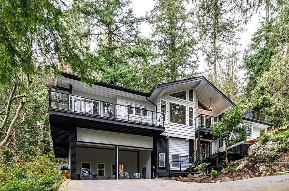 4621 CAULFEILD DRIVE, West Vancouver, BC — Residential for Sale - Main Photo