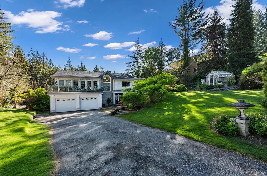 4621 WOODBURN PLACE, West Vancouver, BC — Residential for Sale - Photo 2