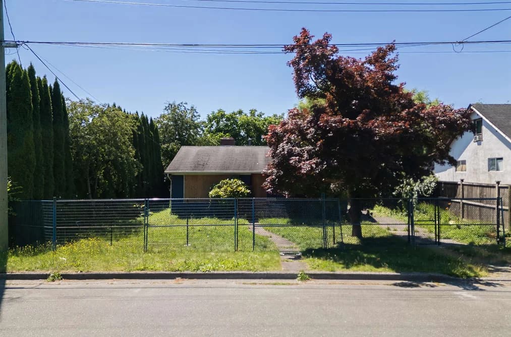 46252 MARGARET AVENUE, Chilliwack, BC — Residential for Sale - Photo 2
