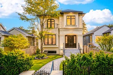 House for sale at 4627 W 15th Avenue Vancouver British Columbia - MLS: R3142075