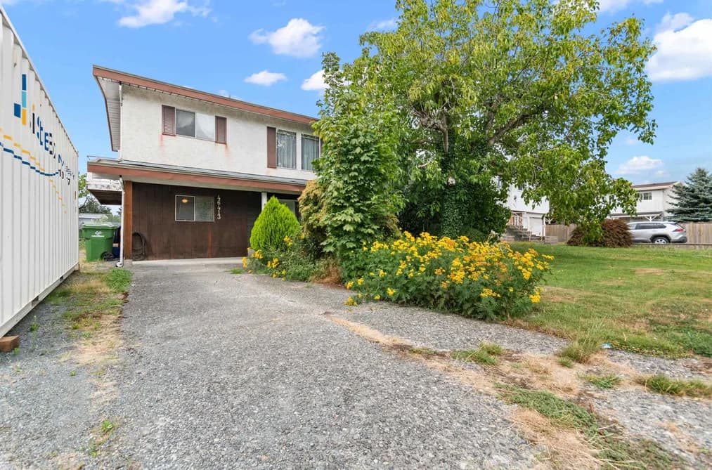 46413 DINAH AVENUE, Chilliwack, BC — Residential for Sale - Photo 2