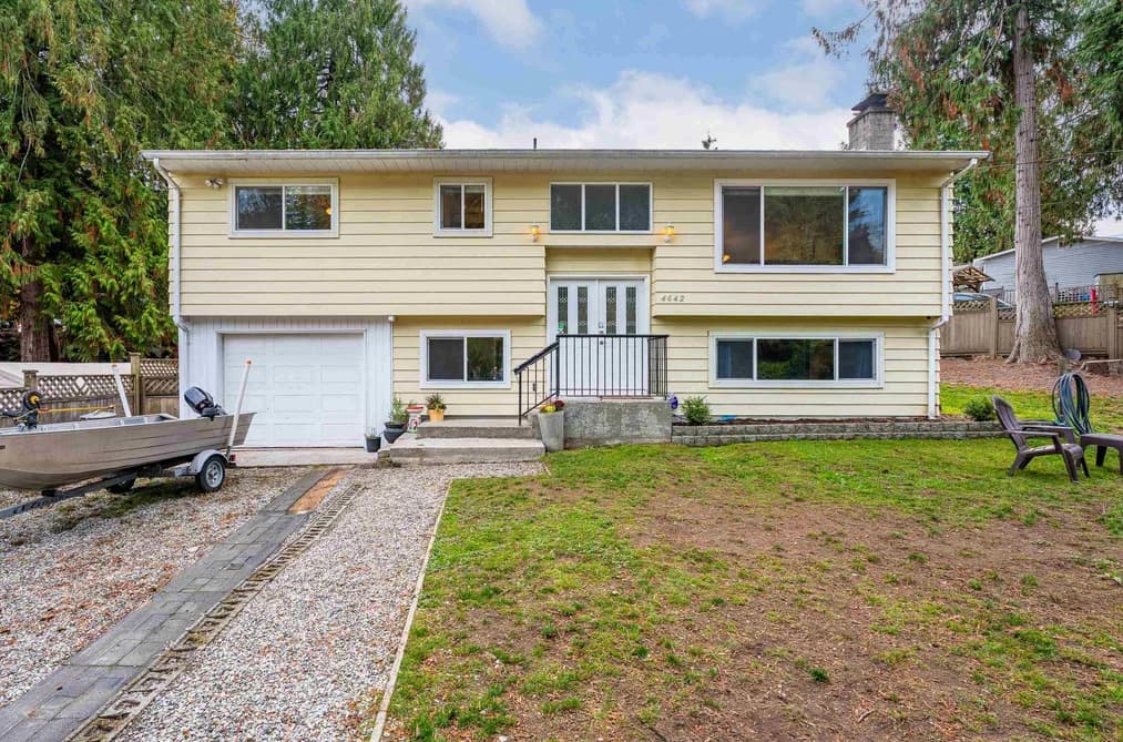 4642 COCHRANE ROAD, Pender Harbour, BC — Residential for Sale - Main Photo