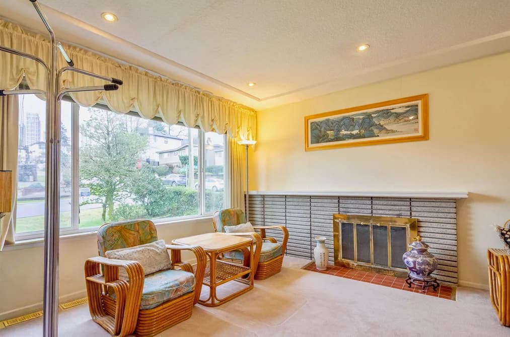 4645 CHARLOTTE COURT, Burnaby, BC — Residential for Sale - Photo 2