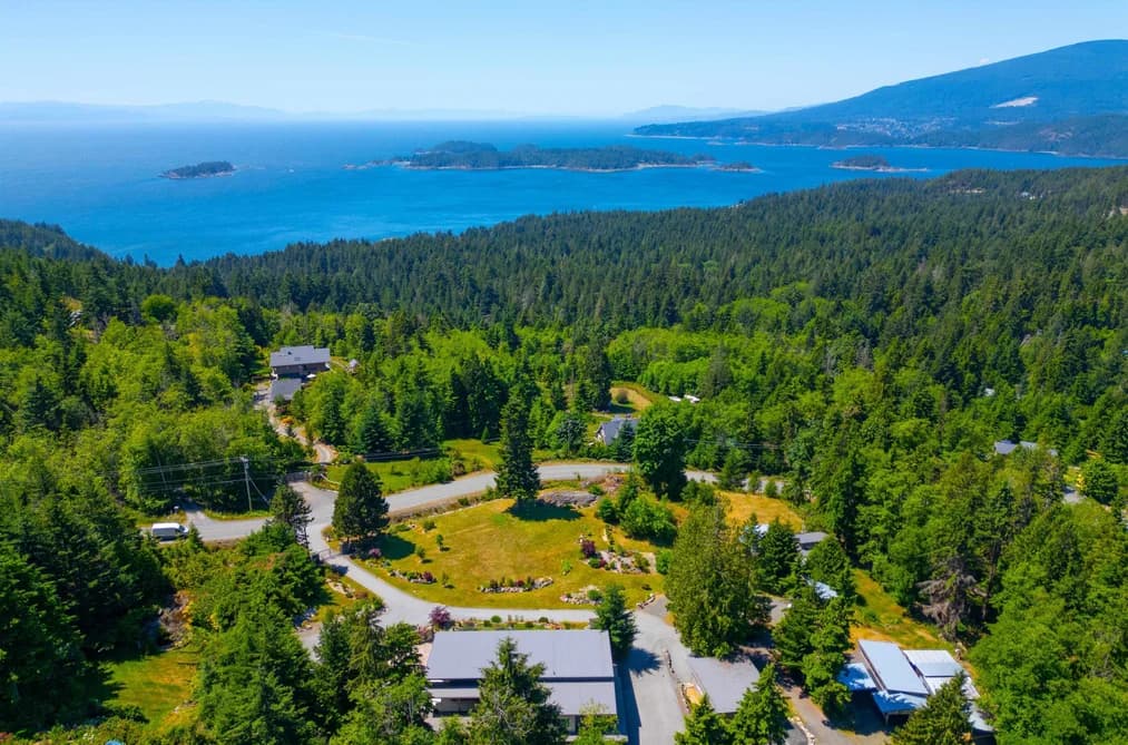 465 SUNSET ROAD, Bowen Island, BC — Residential for Sale - Main Photo