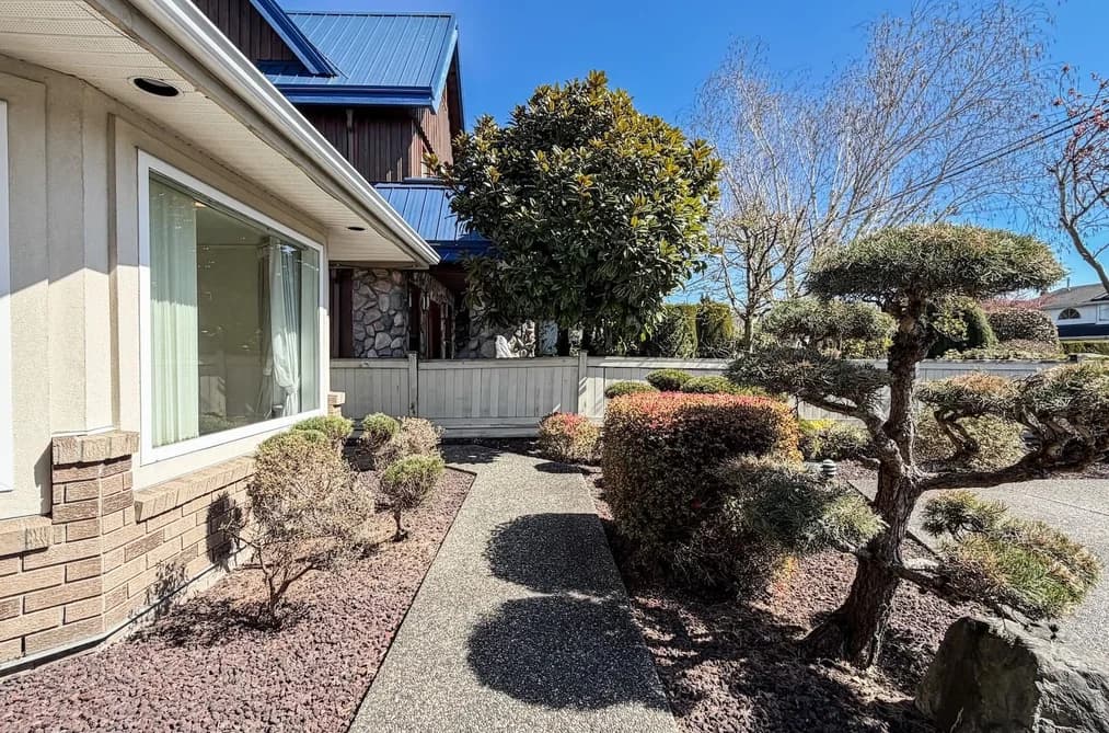 4651 MONCTON STREET, Richmond, BC — Residential for Sale - Photo 2