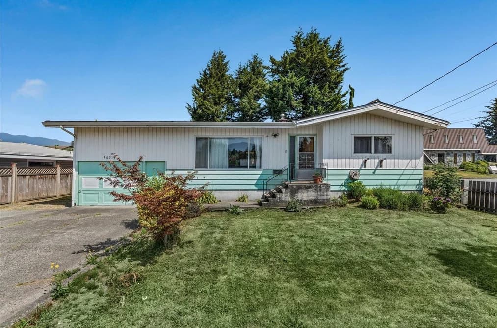 46515 CHILLIWACK CENTRAL ROAD, Chilliwack, BC — Residential for Sale - Main Photo