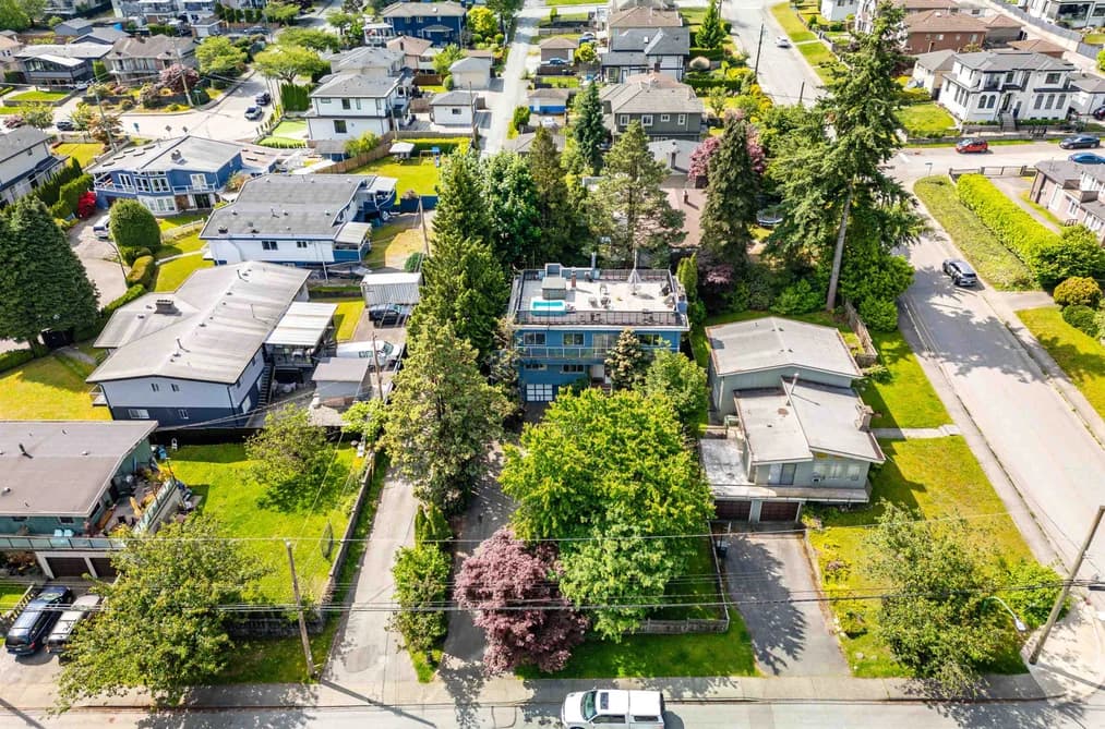 4660 BOND STREET, Burnaby, BC — Residential for Sale - Photo 2
