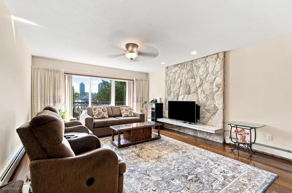4663 UNION STREET, Burnaby, BC — Residential for Sale - Photo 2