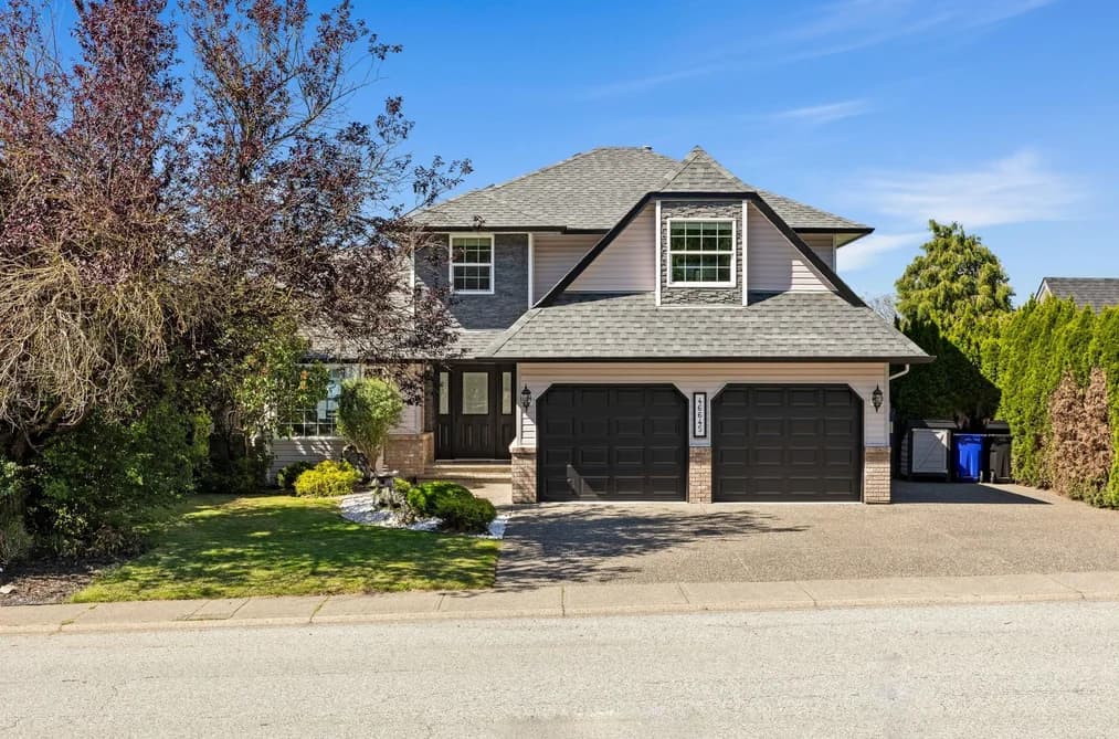 46645 SYLVAN DRIVE, Chilliwack, BC — Residential for Sale - Photo 2