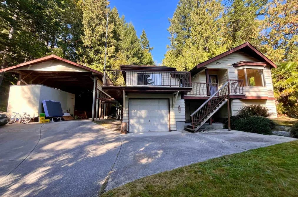 4665 SINCLAIR BAY ROAD, Garden Bay, BC — Residential for Sale - Photo 2