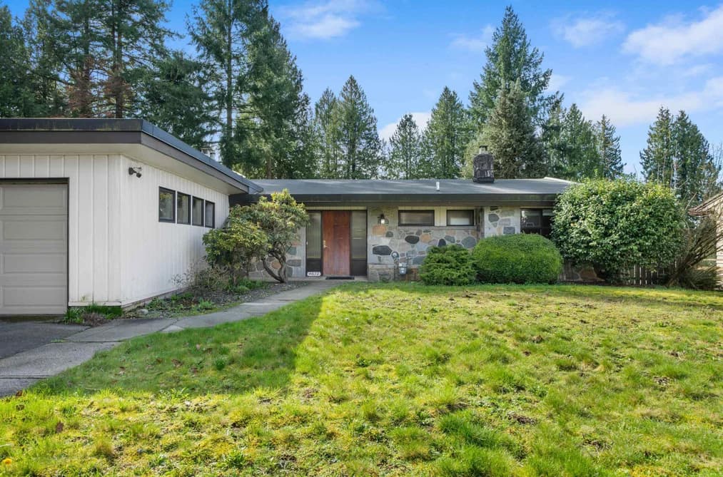 4672 NEVILLE STREET, Burnaby, BC — Residential for Sale - Photo 2