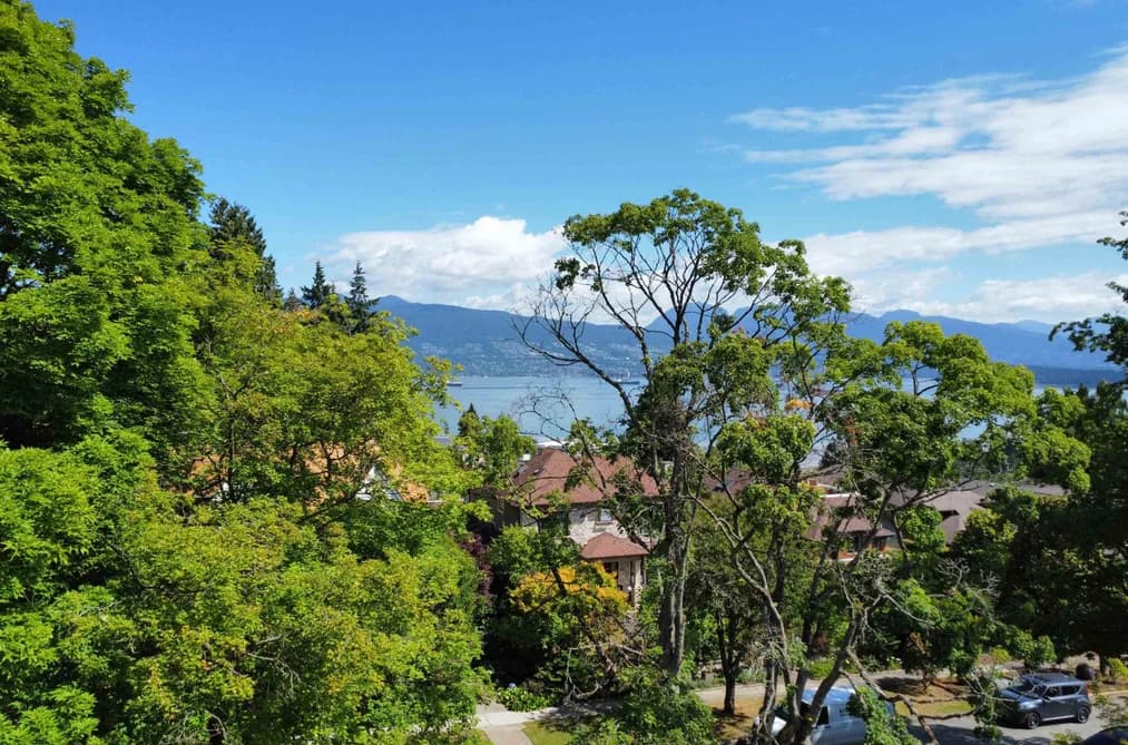 4678 W 3RD AVENUE, Vancouver, BC — Residential for Sale - Photo 2