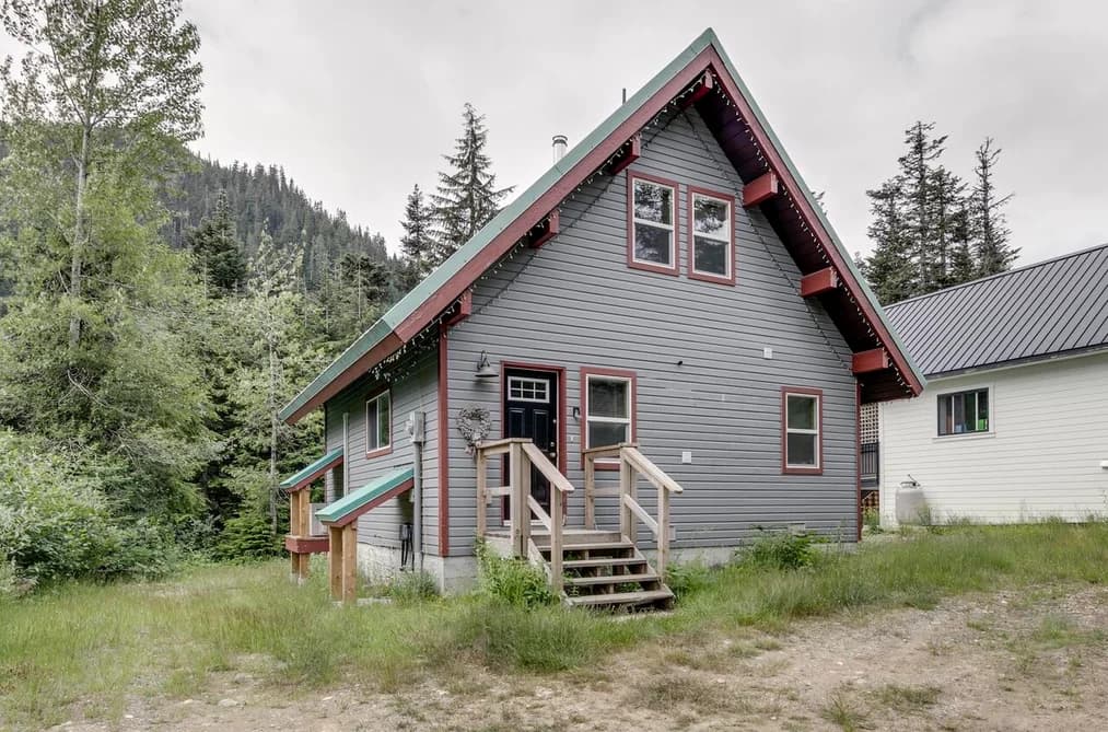 46880 SAKWI CREEK ROAD, Mission, BC — Residential for Sale - Main Photo