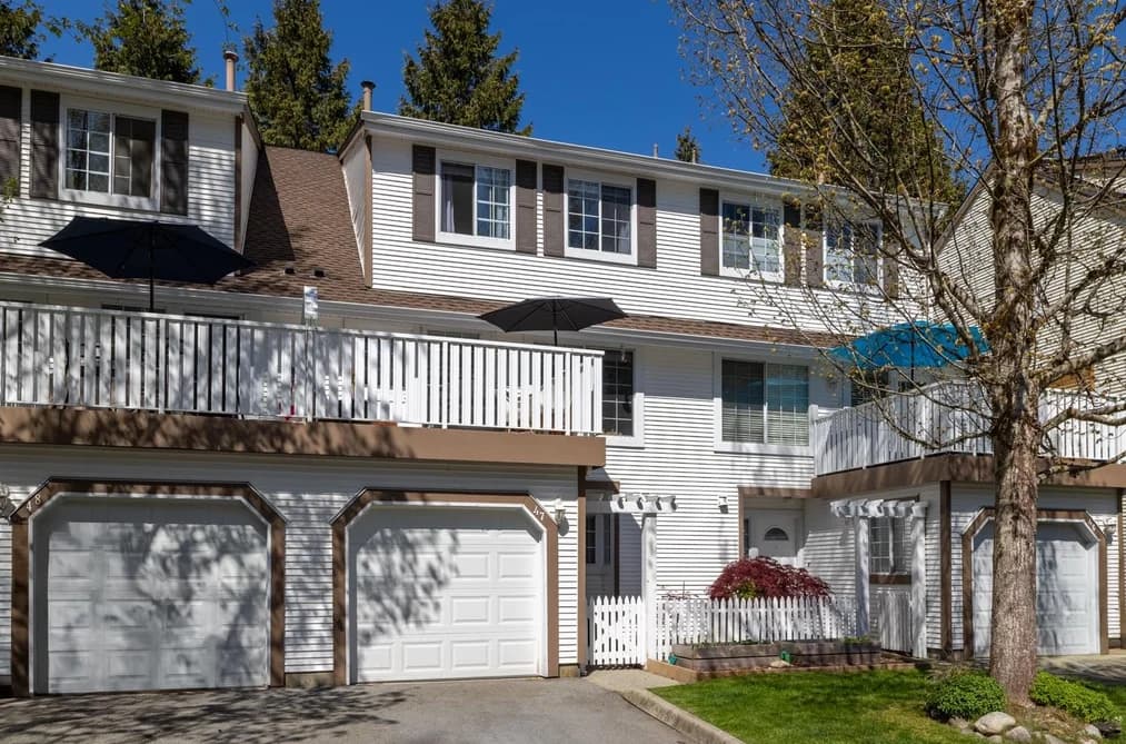 47-3939 Indian River Drive, North Vancouver, BC - Townhouse for Sale - Photo 2 of 32 47-3939 Indian River Drive, North Vancouver, BC - Townhouse for Sale - Photo 2 of 32
