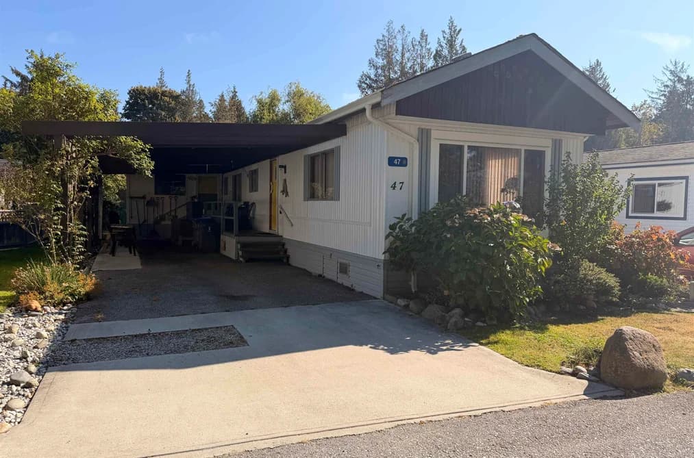 47 4496 SUNSHINE COAST HIGHWAY, Sechelt, BC — Residential for Sale - Photo 2