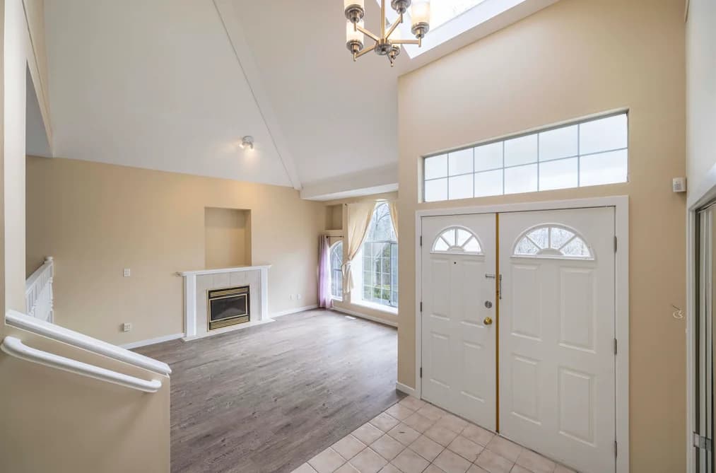 470 RIVERVIEW CRESCENT, Coquitlam, BC — Residential for Sale - Photo 2