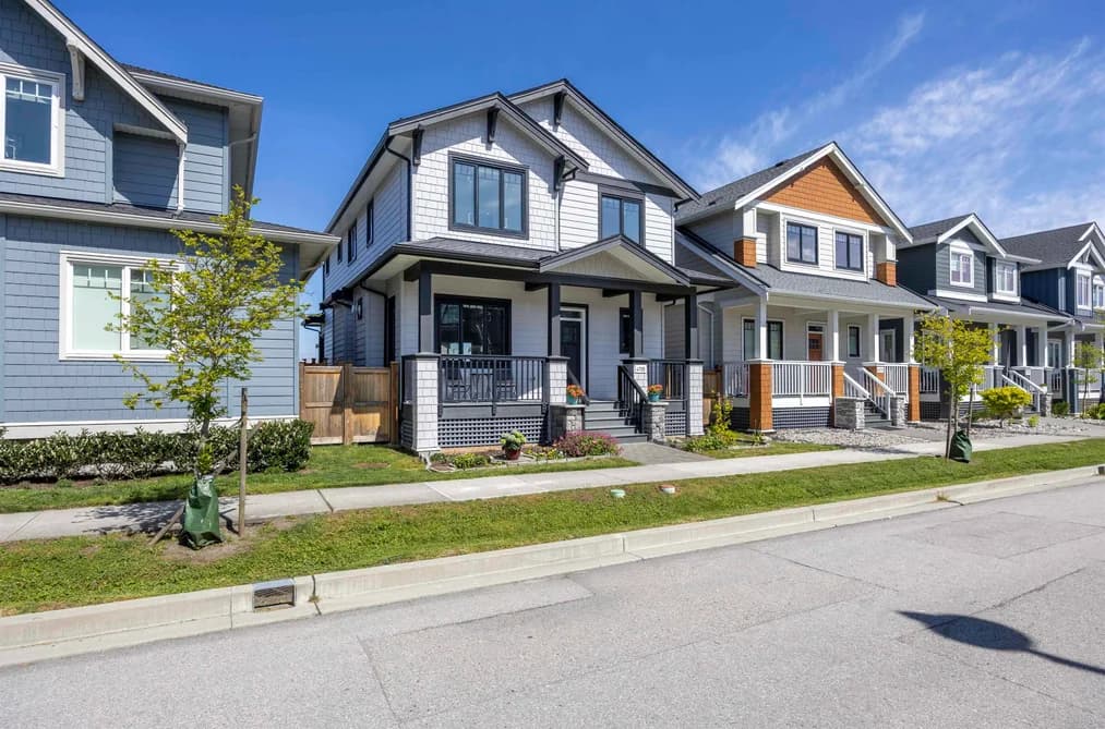 4705 HAZELNUT WAY, Tsawwassen, BC — Residential for Sale - Photo 2