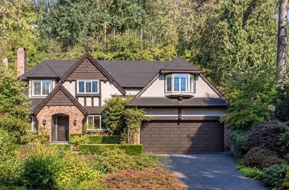 4707 MEADFEILD ROAD, West Vancouver, BC — Residential for Sale - Main Photo