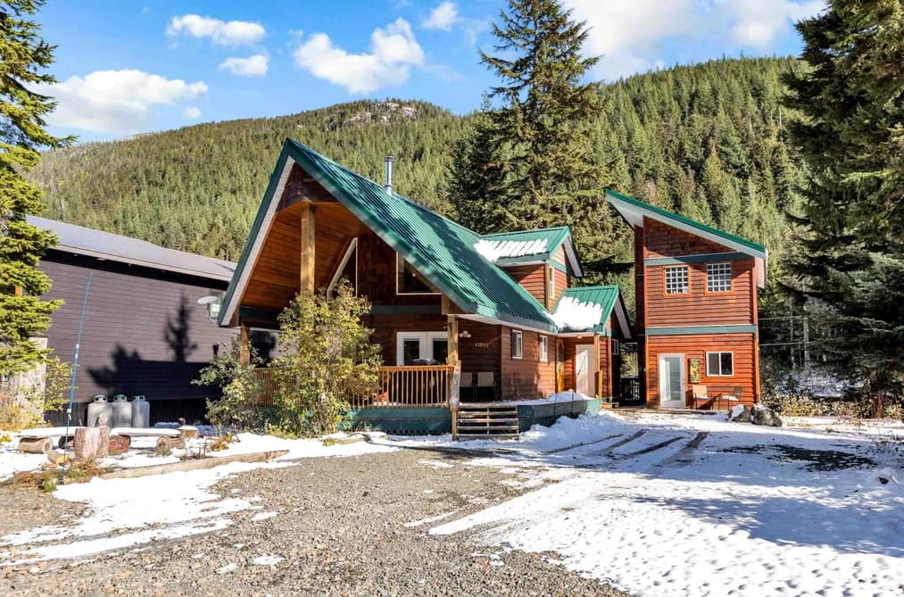 47075 SNOWMIST DRIVE, Agassiz, BC — Residential for Sale - Photo 2