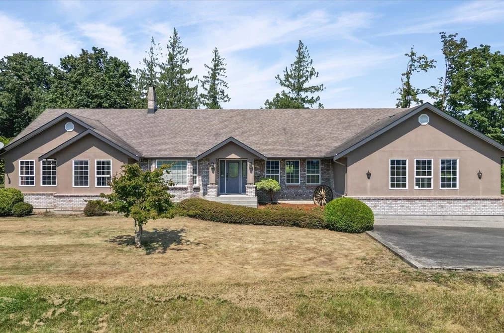 47083 BELL ROAD, Chilliwack, BC — Residential for Sale - Photo 2
