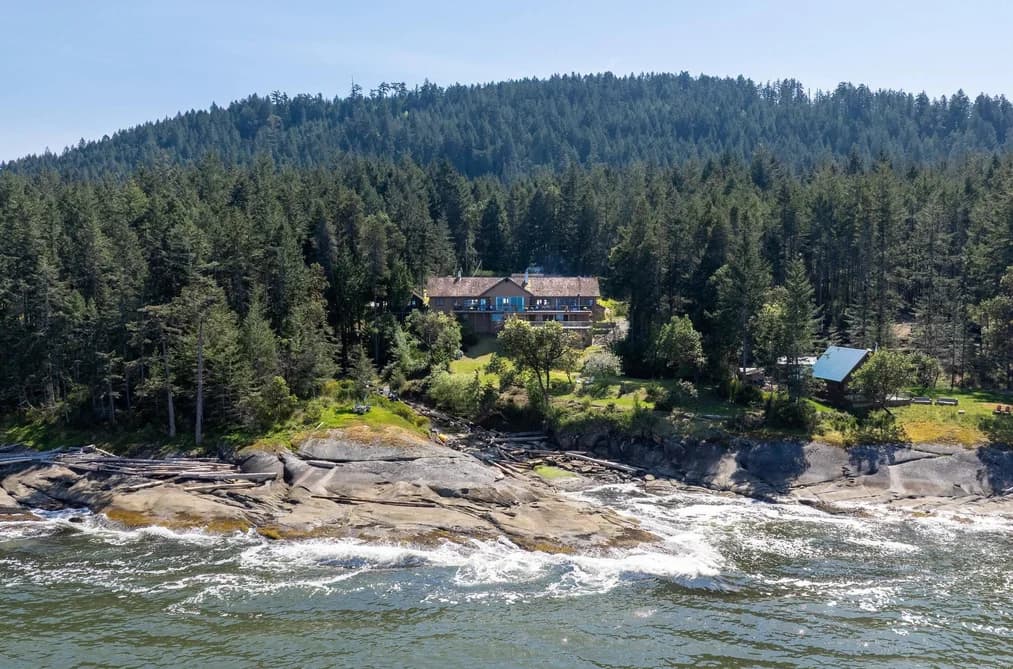 474 W STICKS ALLISON ROAD, Galiano Island, BC — Residential for Sale - Main Photo