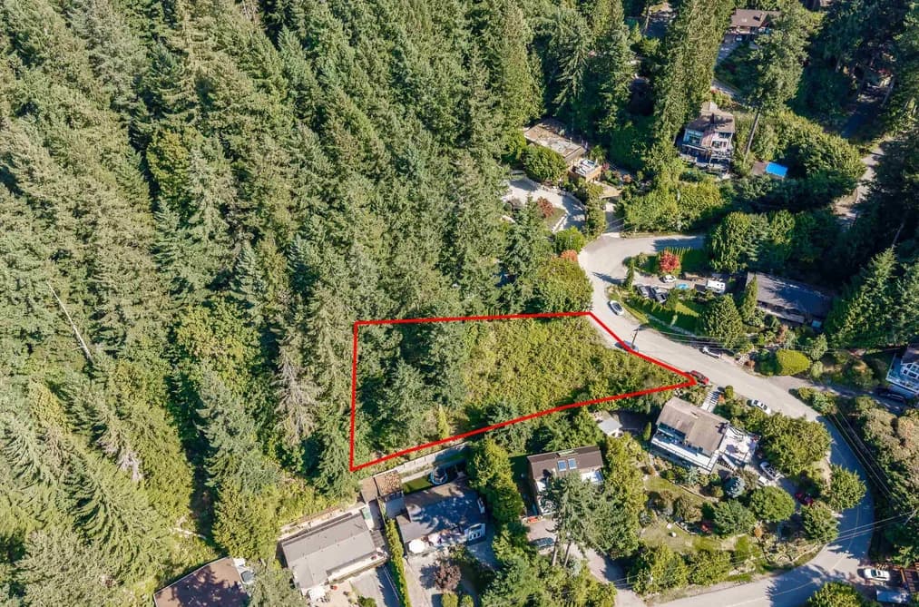 475 BAYVIEW ROAD, Lions Bay, BC — Land for Sale - Photo 2