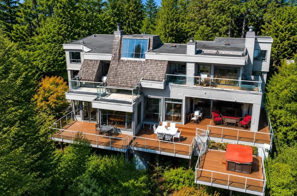 4750 MEADFEILD ROAD, West Vancouver, BC — Residential for Sale - Main Photo