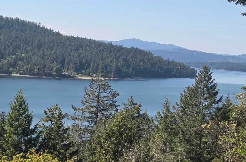 476 MARINE DRIVE, Mayne Island, BC — Residential for Sale - Main Photo