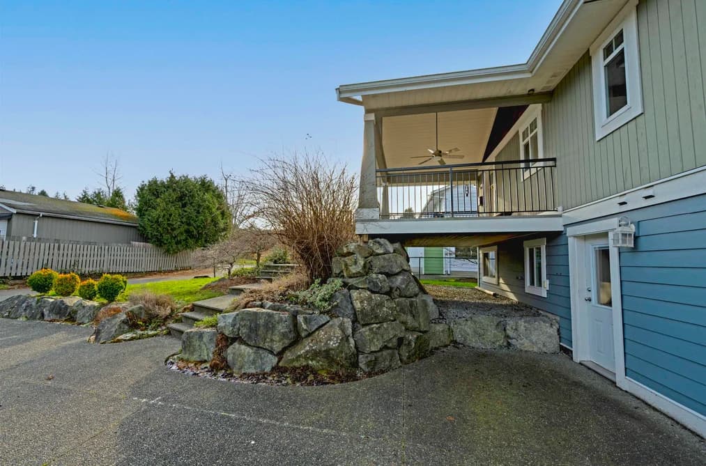 4768 200 STREET, Langley, BC — Residential for Sale - Photo 2