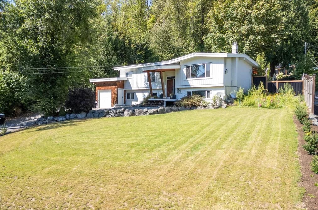 47913 HANSOM ROAD, Chilliwack, BC — Residential for Sale - Photo 2