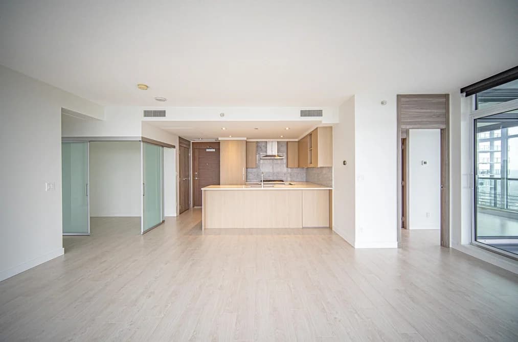 4802 4730 LOUGHEED HIGHWAY, Burnaby, BC — Residential for Sale - Photo 2