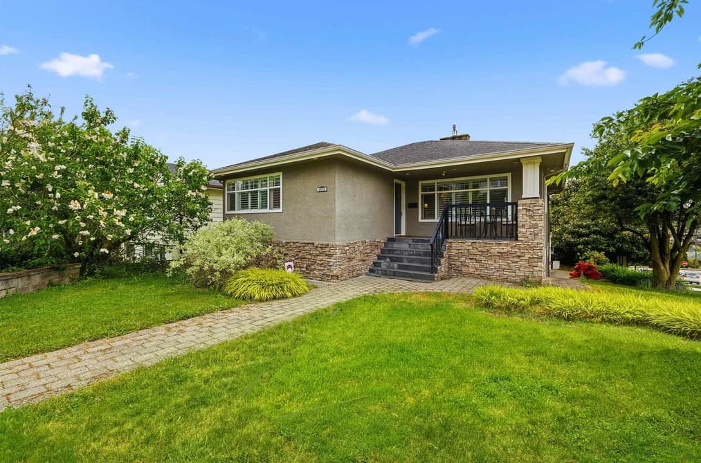 4802 VENABLES STREET, Burnaby, BC — Residential for Sale - Photo 2