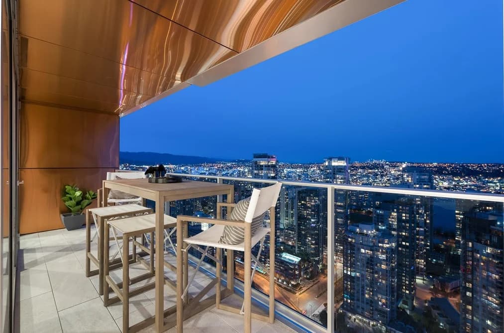 4806 1480 HOWE STREET, Vancouver, BC — Residential for Sale - Photo 2