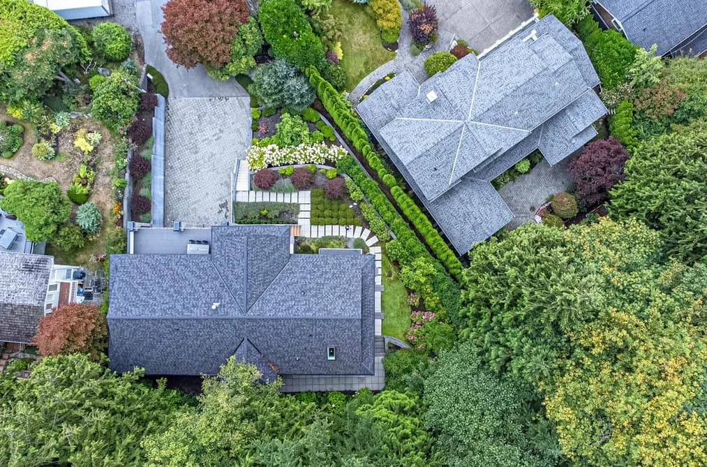 4816 SKYLINE DRIVE, North Vancouver, BC — Residential for Sale - Photo 2
