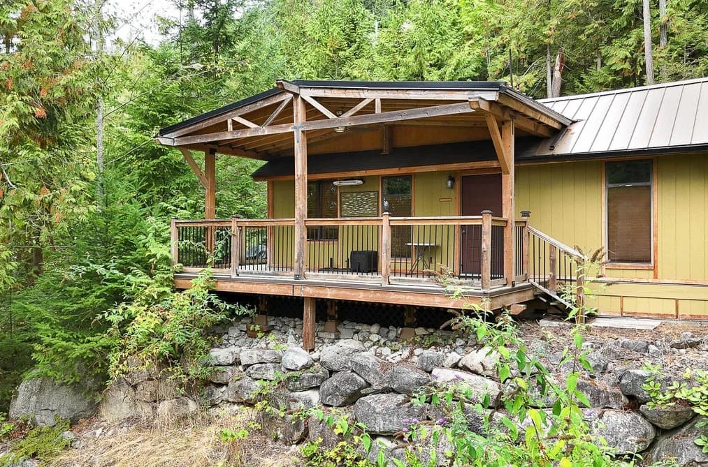 4825 SINCLAIR BAY ROAD, Pender Harbour, BC — Residential for Sale - Photo 2