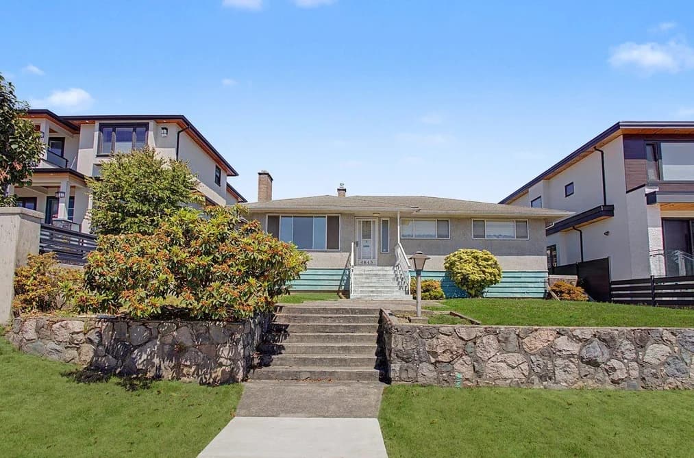 4843 VENABLES STREET, Burnaby, BC — Residential for Sale - Photo 2