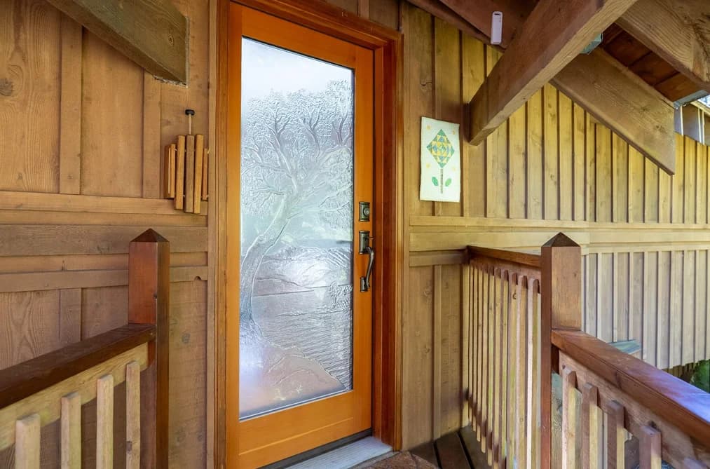 486 BLUFF WAY, Mayne Island, BC — Residential for Sale - Photo 2