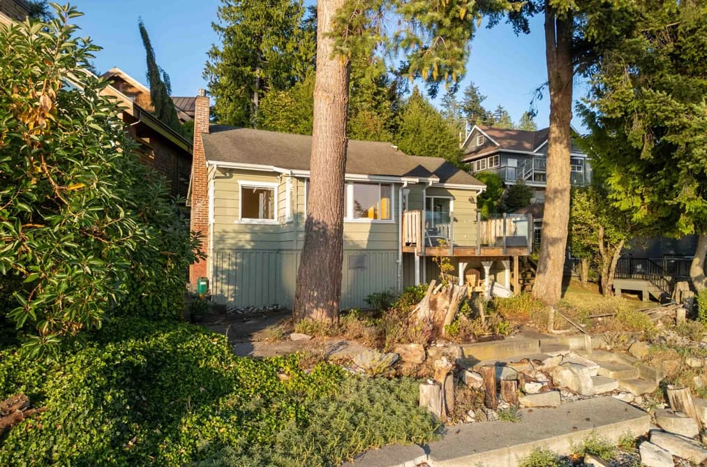 4861 SUNSHINE COAST HIGHWAY, Sechelt, BC — Residential for Sale - Photo 2