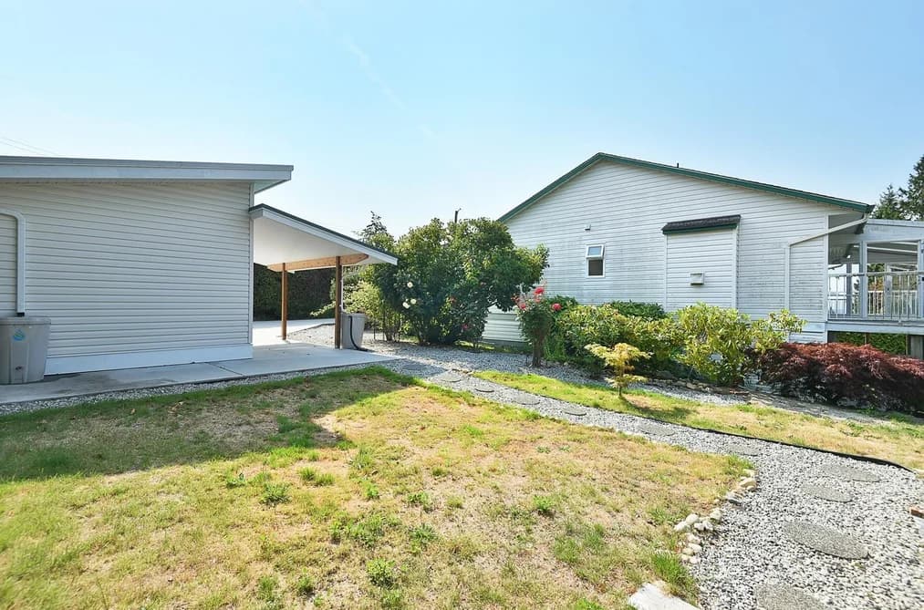 4871 BLUEBERRY PLACE, Sechelt, BC — Residential for Sale - Photo 2