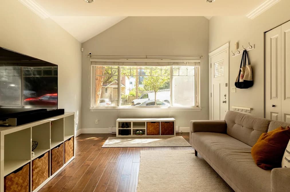 4883 BEATRICE STREET, Vancouver, BC — Residential for Sale - Photo 2